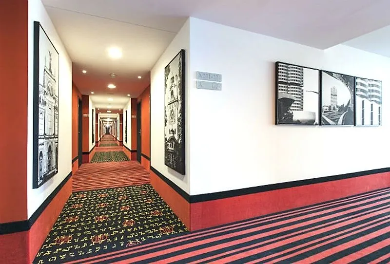 Holiday Inn Munich - Westpark By Ihg Hotel