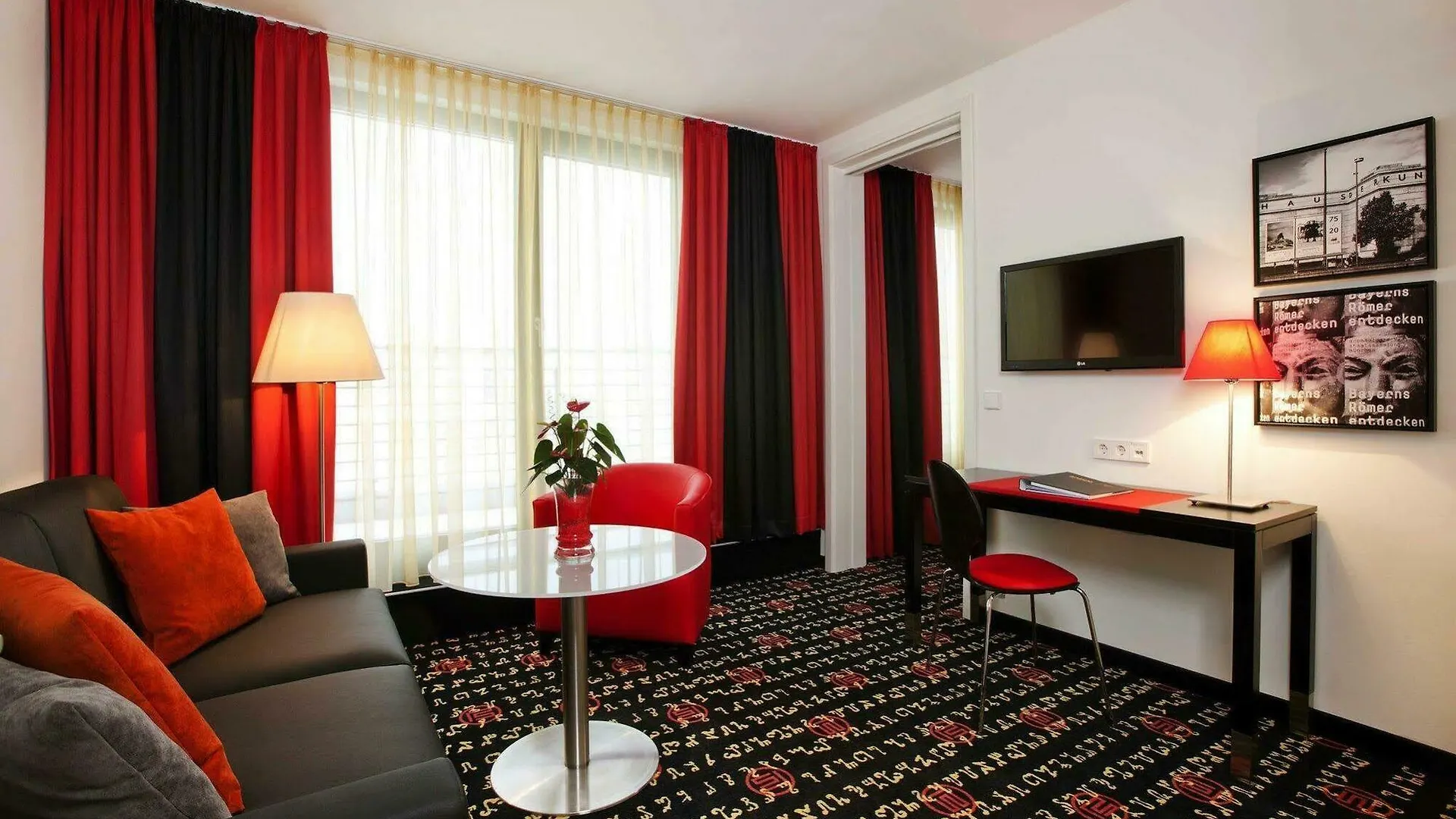 Holiday Inn Munich - Westpark By Ihg Hotel